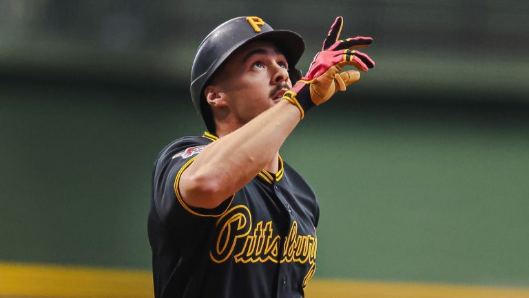 Griffin celebra sus 20 con su primer jonrón en las Mayores