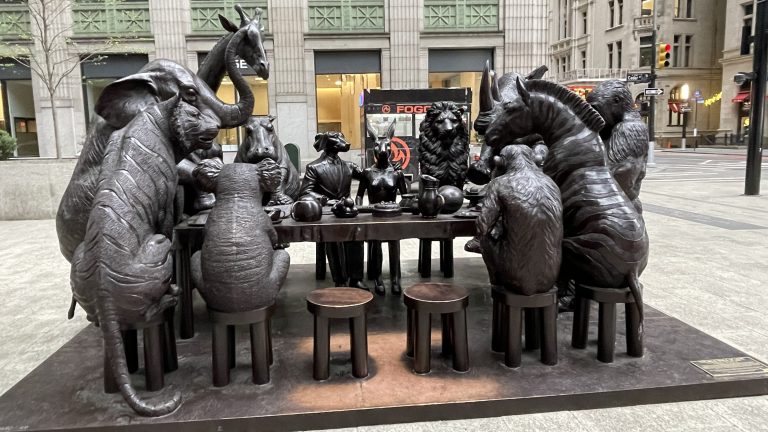 “The Wild Table of Love, arte en Manhattan que invita a salvar especies en peligro”