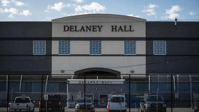 Centro de detención de inmigrantes Delaney Hall