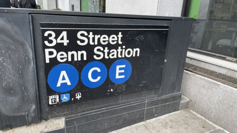 Trump impulsa reconstrucción de Penn Station entre polémicas