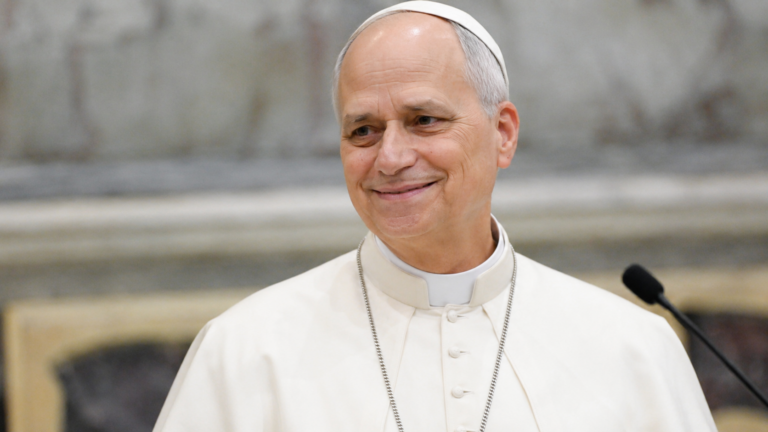 El papa León XIV alerta sobre los peligros de la inteligencia artificial