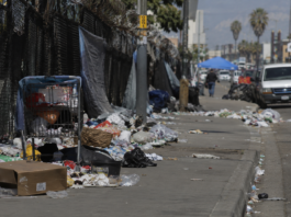 California domina la lista de las ciudades más sucias de Estados Unidos en 2026