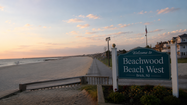 Alerta sanitaria en playas de Nueva Jersey por altos niveles de bacterias fecales