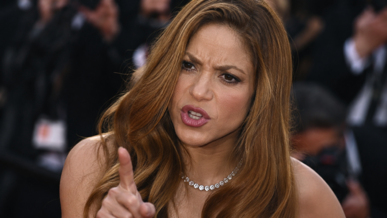 Shakira desmiente montaje político y rechaza respaldo a candidatos presidenciales en Colombia