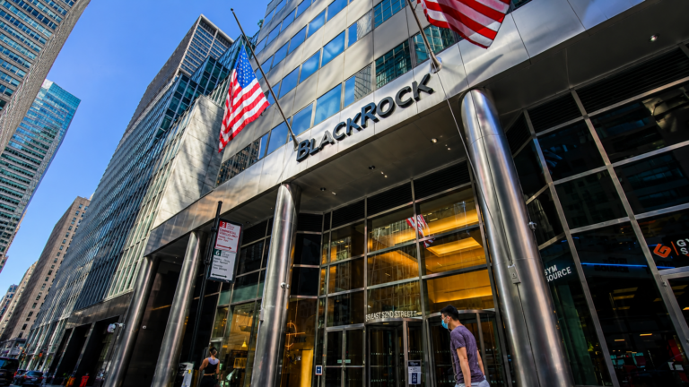 BlackRock invertirá $100 millones para capacitar trabajadores