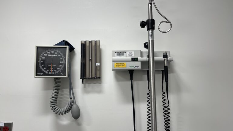 Estadounidenses mantienen más confianza en sus médicos