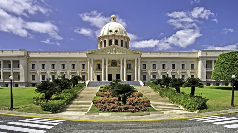 Gobierno dominicano en el ojo del huracán por el Código Penal