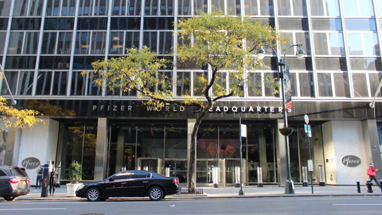 Evacúan edificio en construcción en Midtown Manhattan por riesgo de colapso
