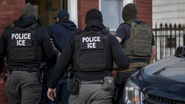 Crece la preocupación entre inmigrantes por mayor actividad de ICE en barrios de Nueva York