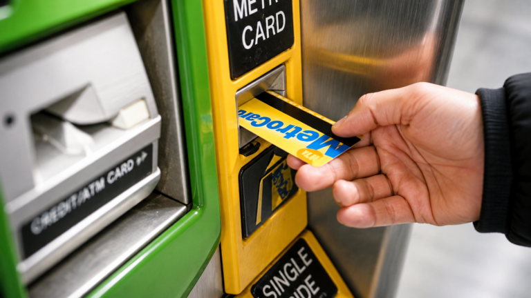 MTA pone en subasta las máquinas de MetroCard