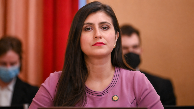 Acusan a senadora Jessica Ramos de cobrar dos veces gastos de viajes