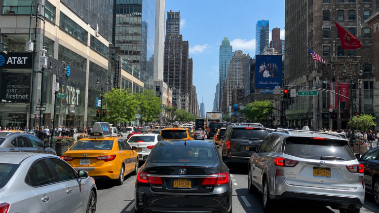 Tarifa de congestión mantiene estable la calidad del aire en Nueva York