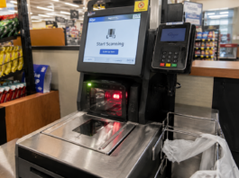 Nueva propuesta en Nueva York limitaría a 15 artículos el uso de cajas de autoservicio
