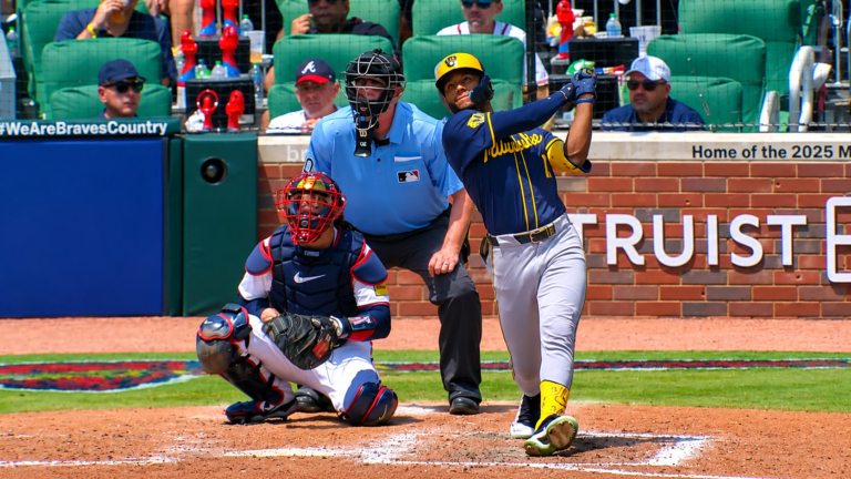 Jackson Chourio lidera ofensiva de los Brewers en triunfo sobre los Cubs