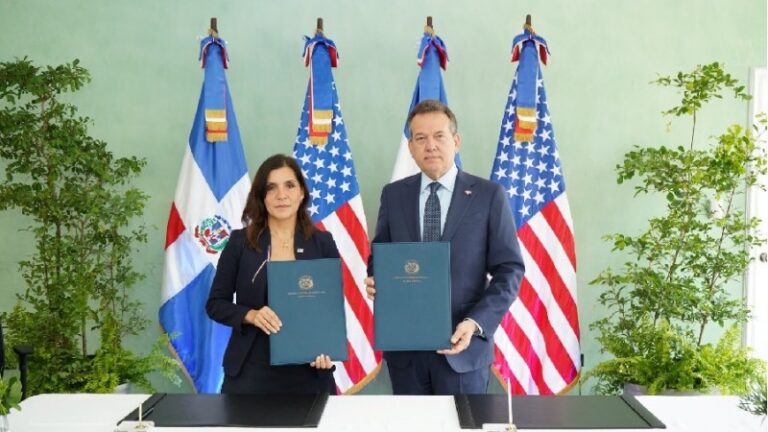 RD y Estados Unidos acuerdan cooperación para minerales críticos y tierras raras