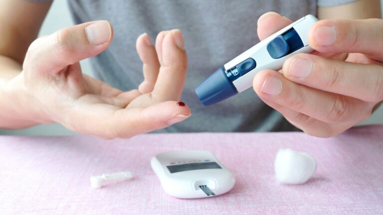 50,000 personas con diabetes podrían perder Medicaid en Nueva York para 2034