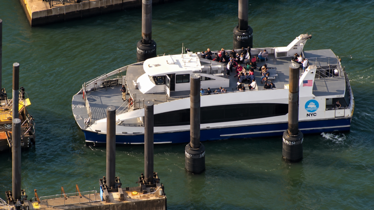 NYC Ferry aumentará sus tarifas a partir del 19 de octubre