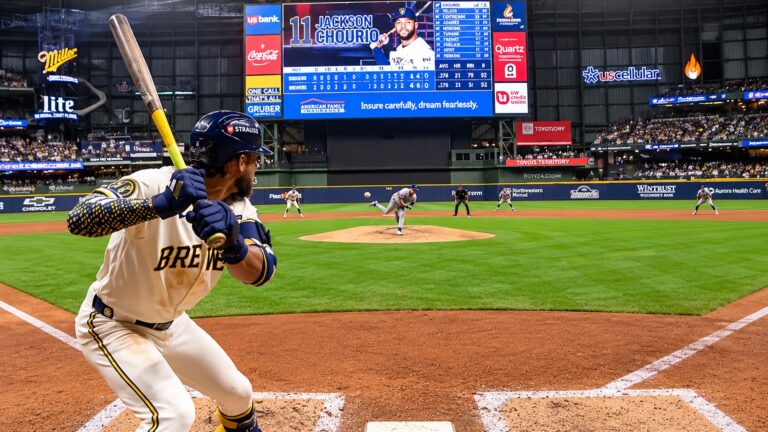 Cerveceros de Milwaukee vencen 3-2 a los Rays y toman ventaja en la Serie Mundial 2026